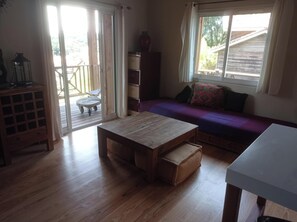 تلفزيون، كُتُب، ستيريو