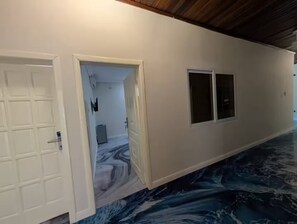 Interior - Newly renovated house in a gated community (ACCRA)