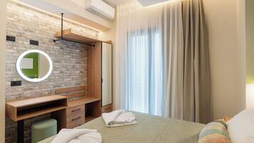 Espaço de trabalho para notebook, cortinas blackout, Wi-Fi de cortesia