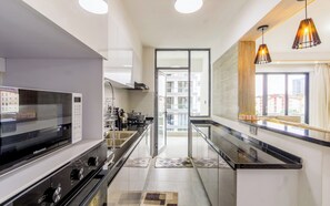 Microwave, oven, stovetop - Nature's Nest designed to offer warm, comfort and privacy. (Nairobi)