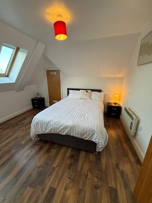 Room - Guildford Court Apartment Colchester (Colchester)
