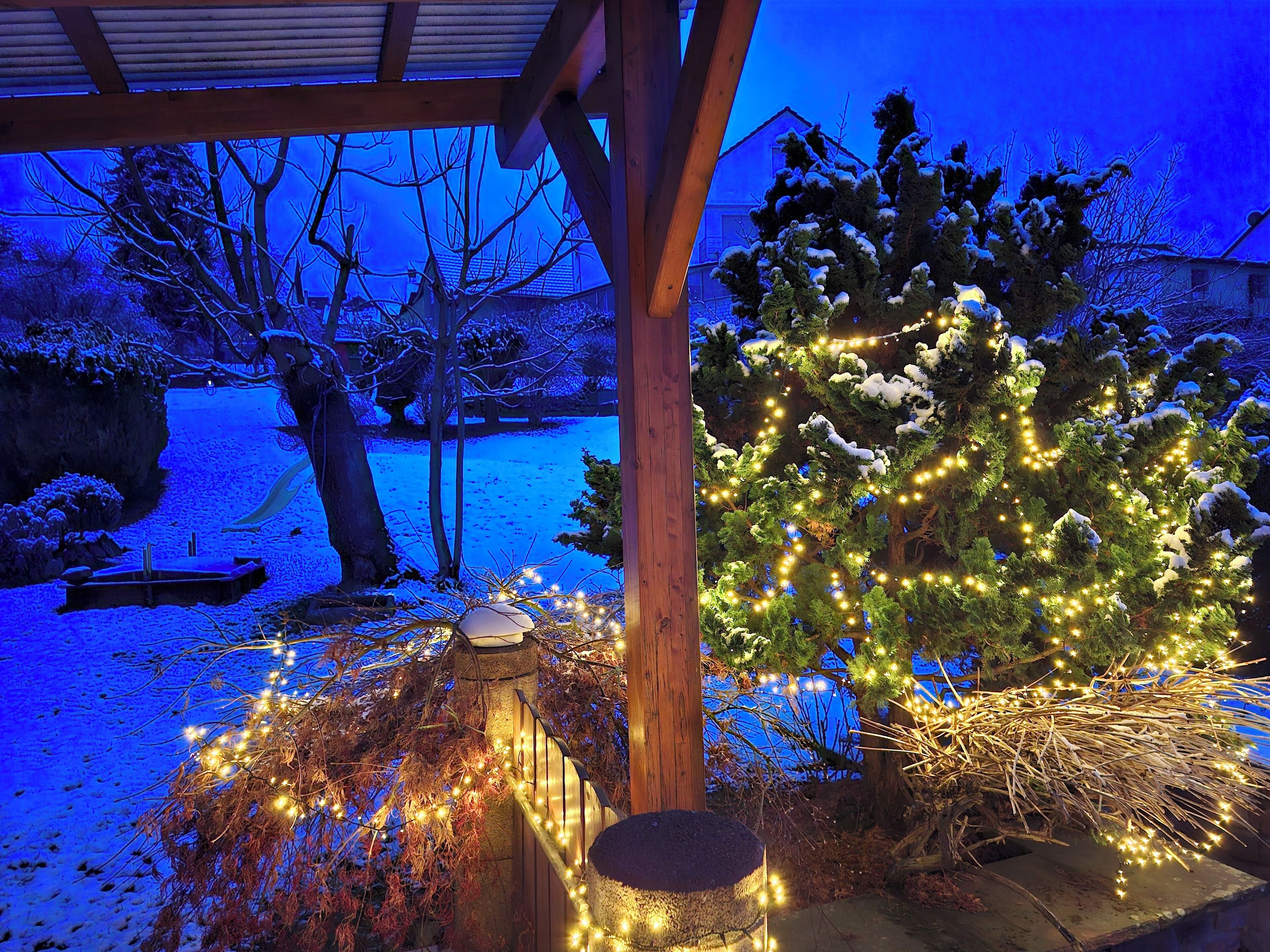 المنطقة المحيطة بالمنشأة