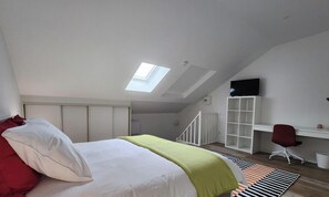 4 Schlafzimmer, Schreibtisch, kostenloses WLAN, Bettwäsche