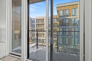 Interior - Chic 3BR Near Liberty Bell | Sleeps 8 in Style (Philadelphia)