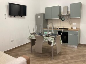 Interior - PGU Guest House (Bosa)