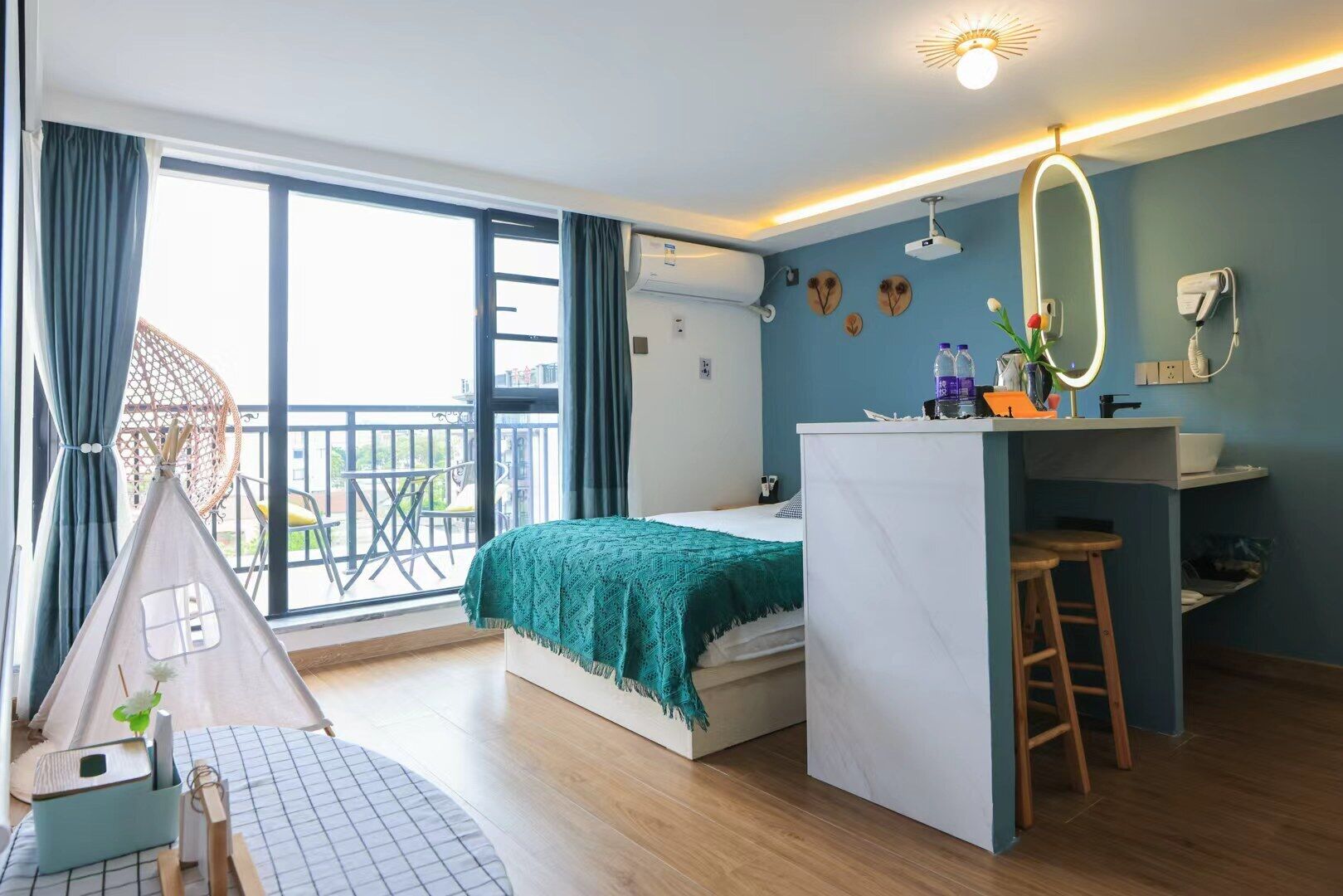 Phòng 3 Cao cấp, quang cảnh sân vườn | Truy cập Internet không dây miễn phí 