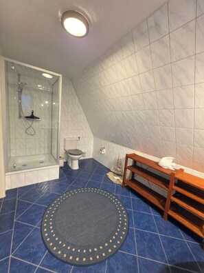 Hair dryer, soap - "Creative time-out in the studio apartment of a fisherman in Zingst" (Zingst)