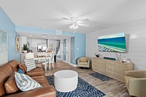 Smart TV, video games, stereo - Costa Del Sol A-9 | Total Remodel | Private Beach | New Furniture | Beach Gear (Miramar Beach)