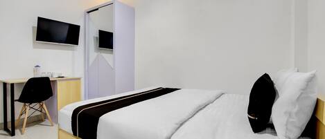 Deluxe Double Room | Soundproofing, free WiFi, bed sheets
