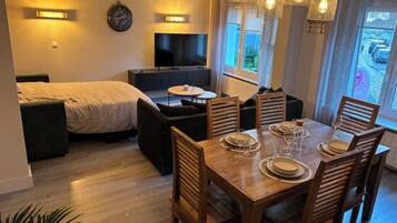 1 bedroom, travel crib, free WiFi, bed sheets