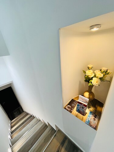Donn'anna Naples City Center Luxury Apartment