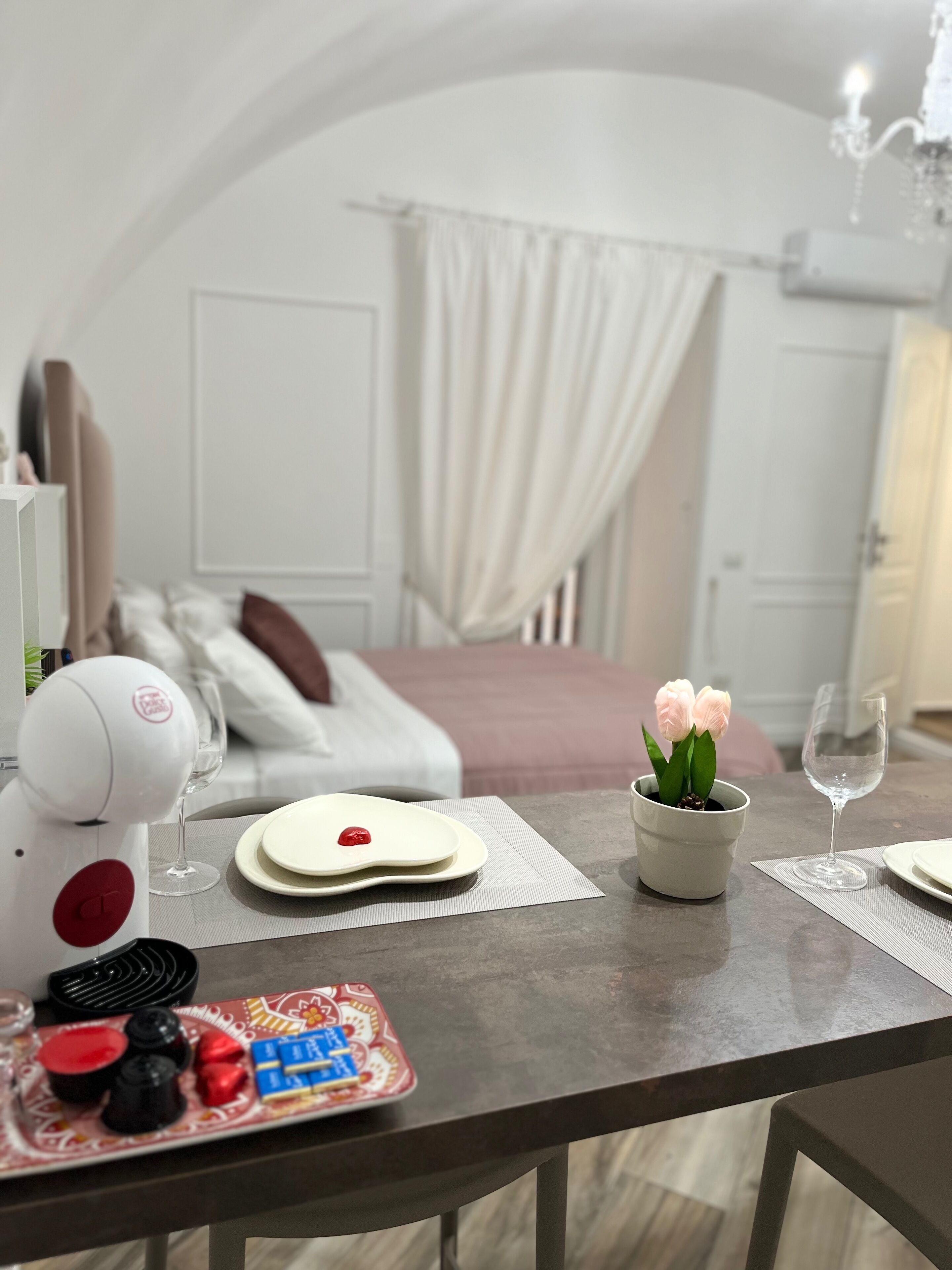 1 chambre, fer et planche à repasser, Wi-Fi gratuit, draps fournis