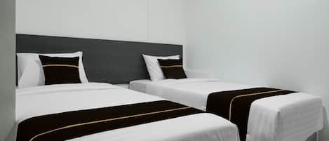 Deluxe Twin kamer | Een bureau, gratis wifi, beddengoed