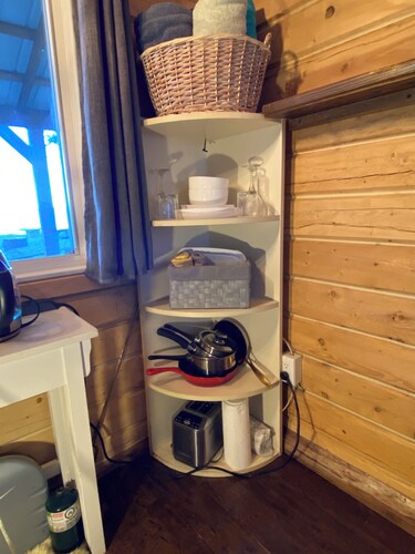 Rustic Ocean Front Tiny Cabin in the quiet farming town of Haida Gwaii