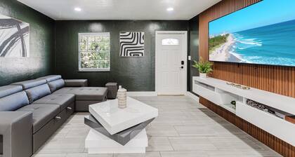 East Boca Getaway, Minutes to Beach & Downtown