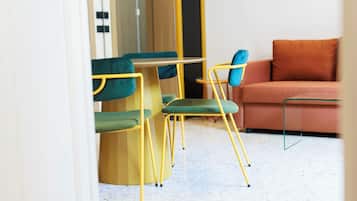 In-room safe, desk, iron/ironing board, free WiFi