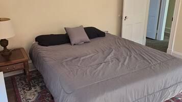 4 chambres, fer et planche à repasser, Wi-Fi
