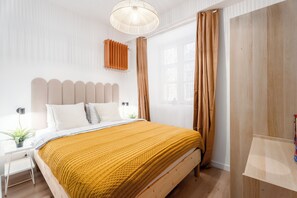 2 chambres, fer et planche à repasser, Wi-Fi, draps fournis