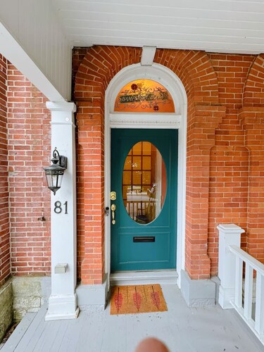 Downtown Kingston Heritage Home! Parking,Deck,  5 min from water & downtown core