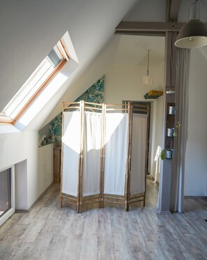 Interior - 5 minutes from the station, 70 m2 house in a small village. Ideal for family/work (Lipsheim)