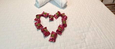 2 quartos, ferros/tábuas de passar roupa, Wi-Fi, roupa de cama