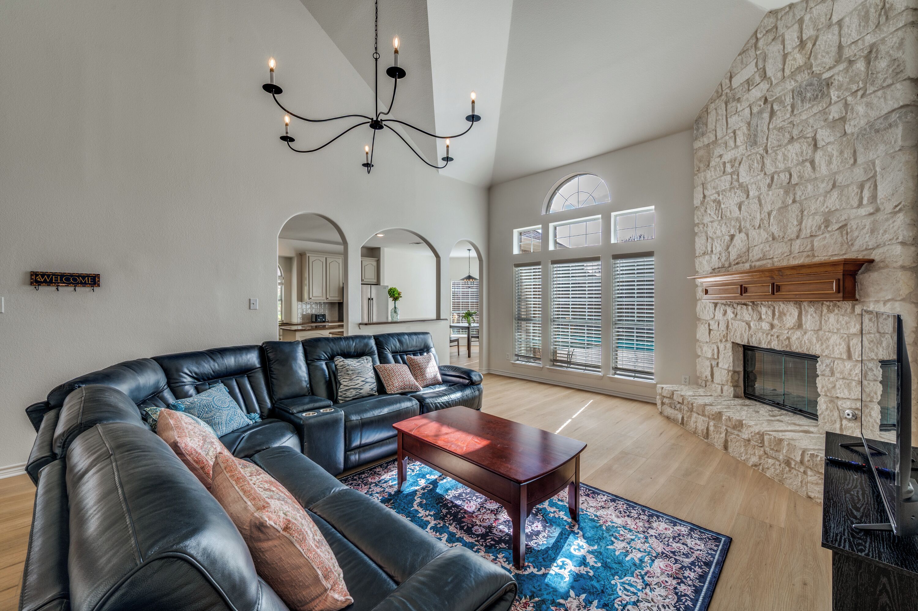 TV connectée, cheminée