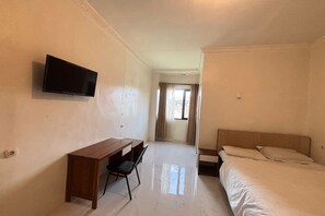 Bed sheets - OYO 95097 Griya Asri Guest House (Depok)