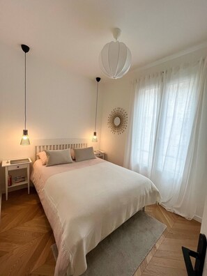 1 bedroom, iron/ironing board, bed sheets - Nice Bohème (Nice)