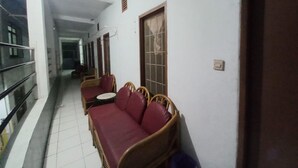 Unclassified image, 3 of 18, button - OYO 95096 Dewi Sudirman Guest House (Bandung)