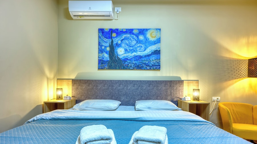 Piata Romana Suites - Pumo Properties