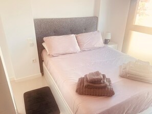 Free WiFi, bed sheets - Apartment La Zenia beach, Orihuela Costa (La Zenia)