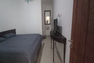 Quarto casal standard | Wi-Fi de cortesia, roupa de cama