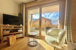 Living area - F2 de standing à Auron - South terrace, near center (Saint-Étienne-de-Tinée)