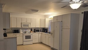 Private kitchen -  Beautiful 3-bedroom 3 bath home  in the quaint fishing village of Engelhard. (Engelhard)