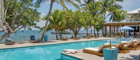 Outdoor pool, sun loungers