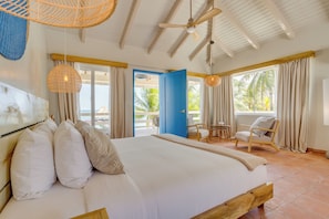 Premium Seaview Suite | Premium bedding, in-room safe, desk, laptop workspace - Blue Reef Beach and Marina (Placencia)