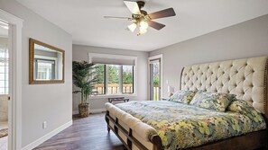 4 bedrooms, travel crib, free WiFi, bed sheets