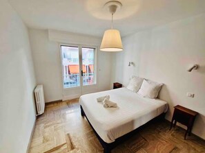 2 camere, ferro/asse da stiro, Wi-Fi, lenzuola