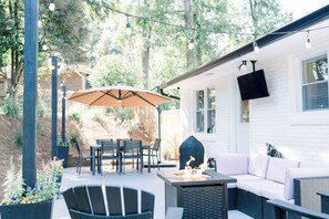 Outdoor dining - Masters getaway 1.3 miles from Augusta National (Augusta)