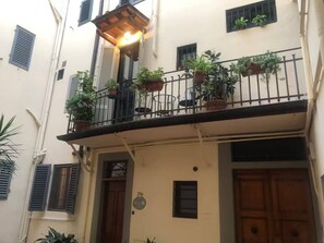 Exterior detail - Maison Malavolta Charm and Relax (Firenze)