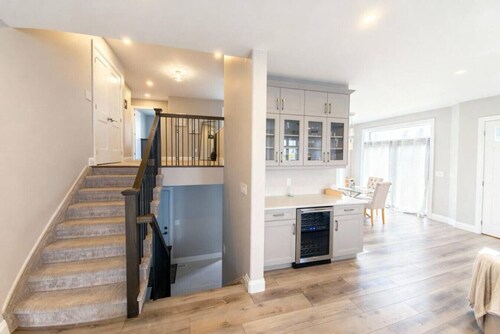 Quiet Country Stay | Full Kitchen & Family Comfort