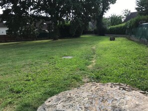 Enceinte de lâhĂ©bergement