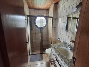 Towels, toilet paper - Penthouse with the best view of Praia Brava, Florianópolis (Florianópolis)