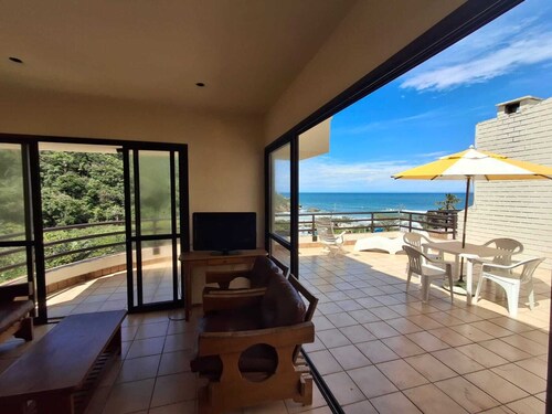 Penthouse with the best view of Praia Brava, Florianópolis