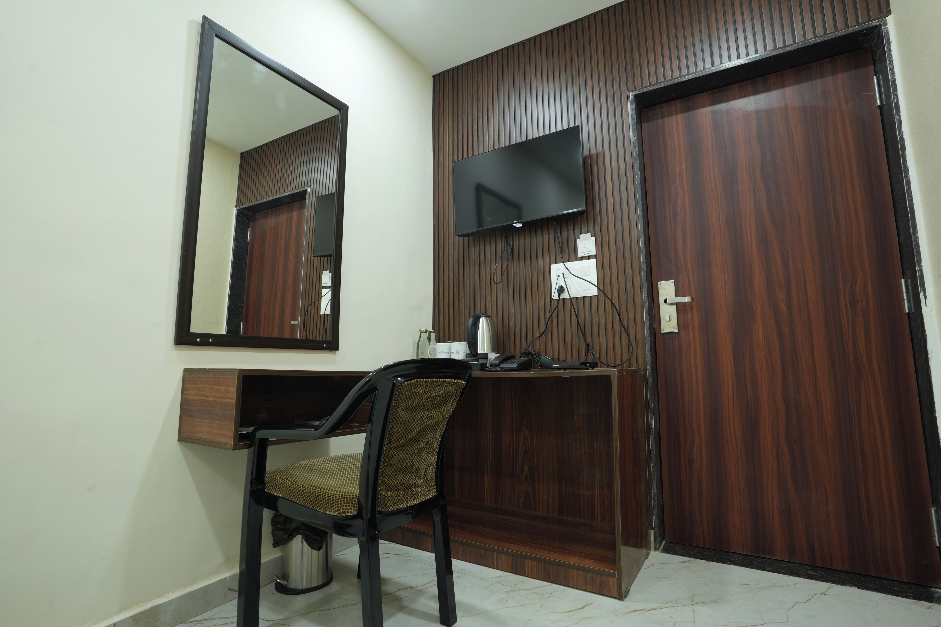 Double Room | Free WiFi