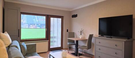 Una Smart TV, libros