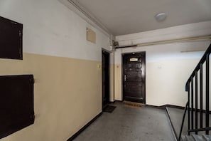 Property entrance - Warsaw Old Town Brzozowa (Warsaw)