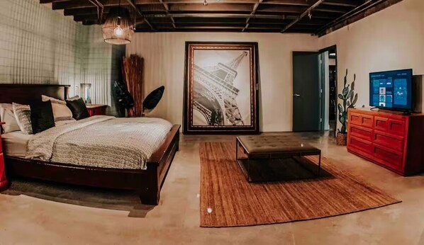 9 bedrooms, iron/ironing board, internet, bed sheets