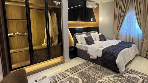 Room - Triple J's Apartment  (Benin City)