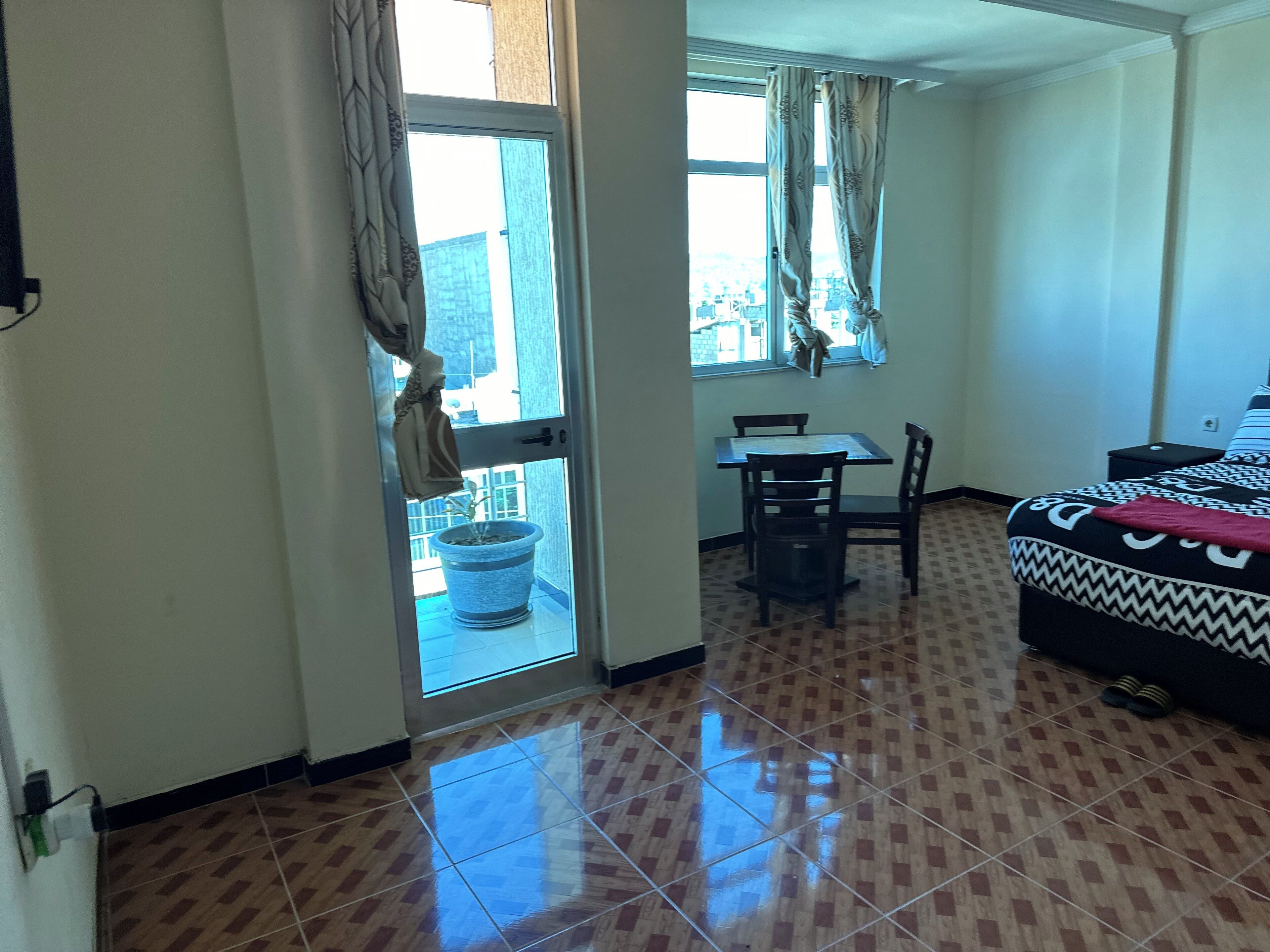Family Double or Twin Room, Balcony | Desk, laptop workspace, free WiFi